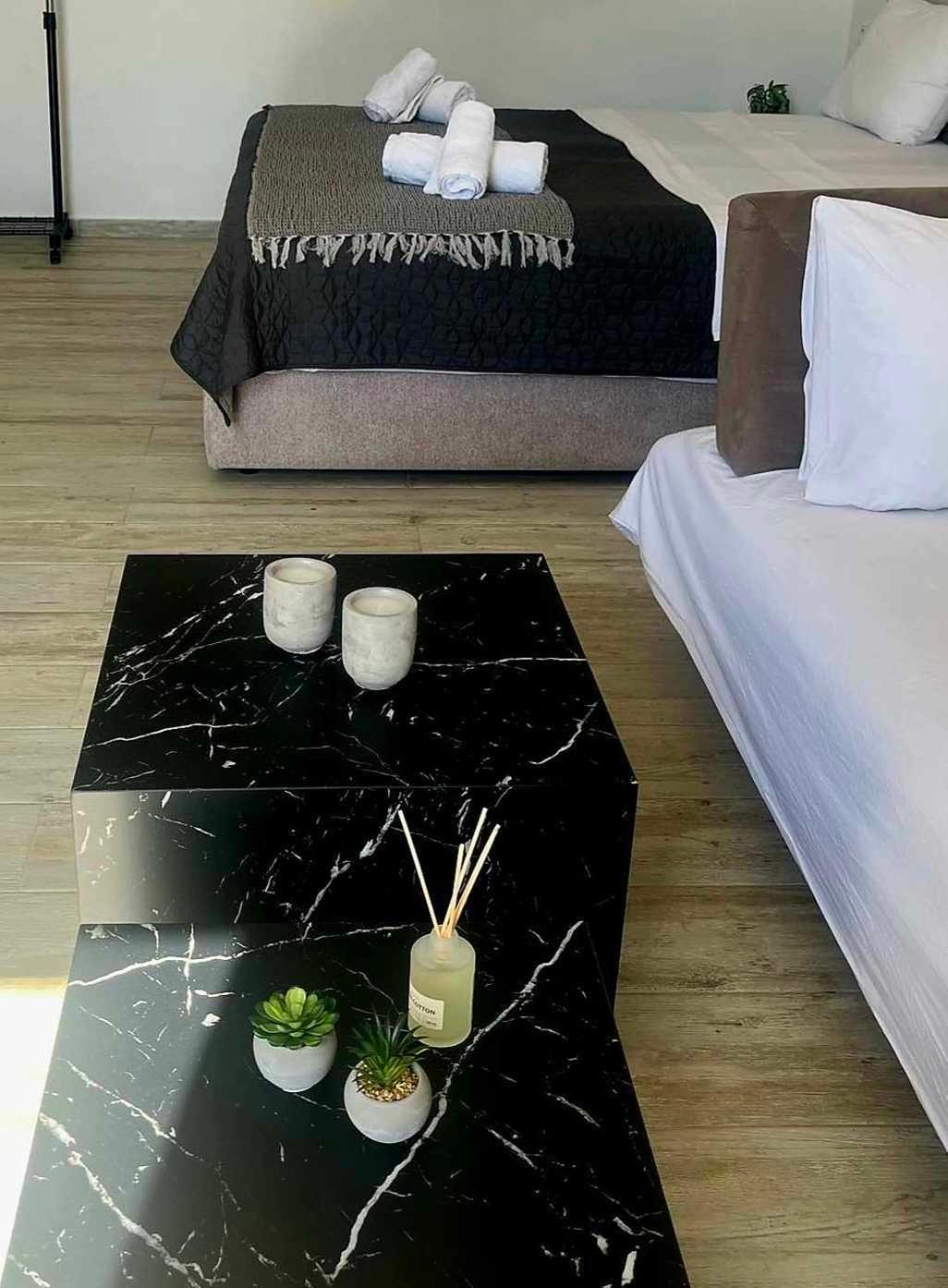 Maya apartments Skiathos Town Bagian luar foto