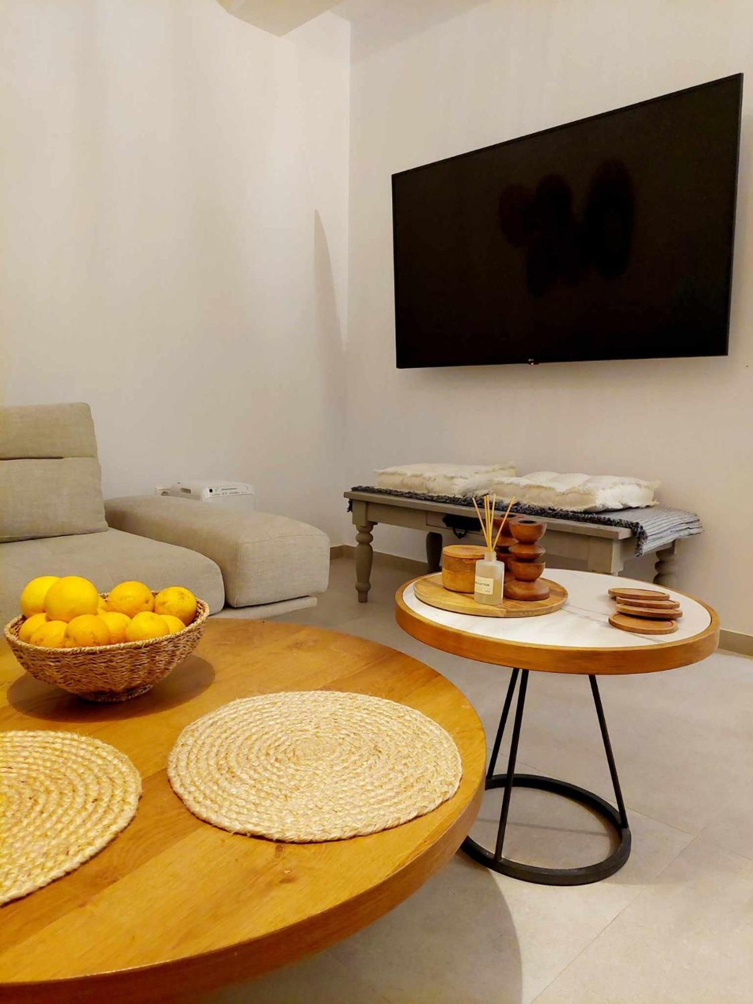 Maya apartments Skiathos Town Bagian luar foto