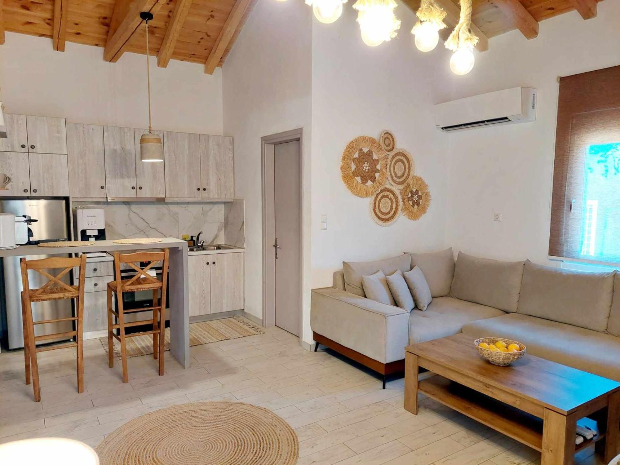 Maya apartments Skiathos Town Bagian luar foto