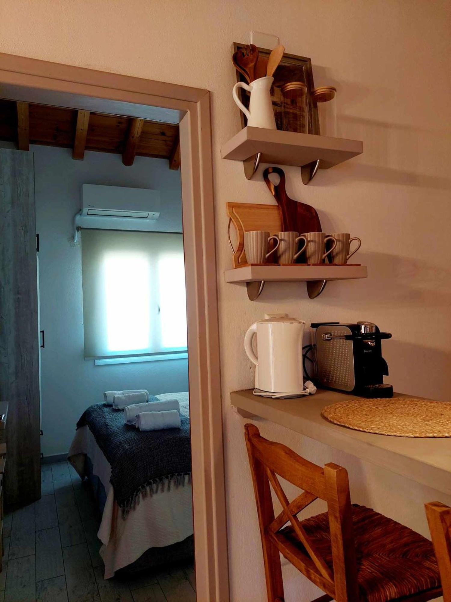 Maya apartments Skiathos Town Bagian luar foto