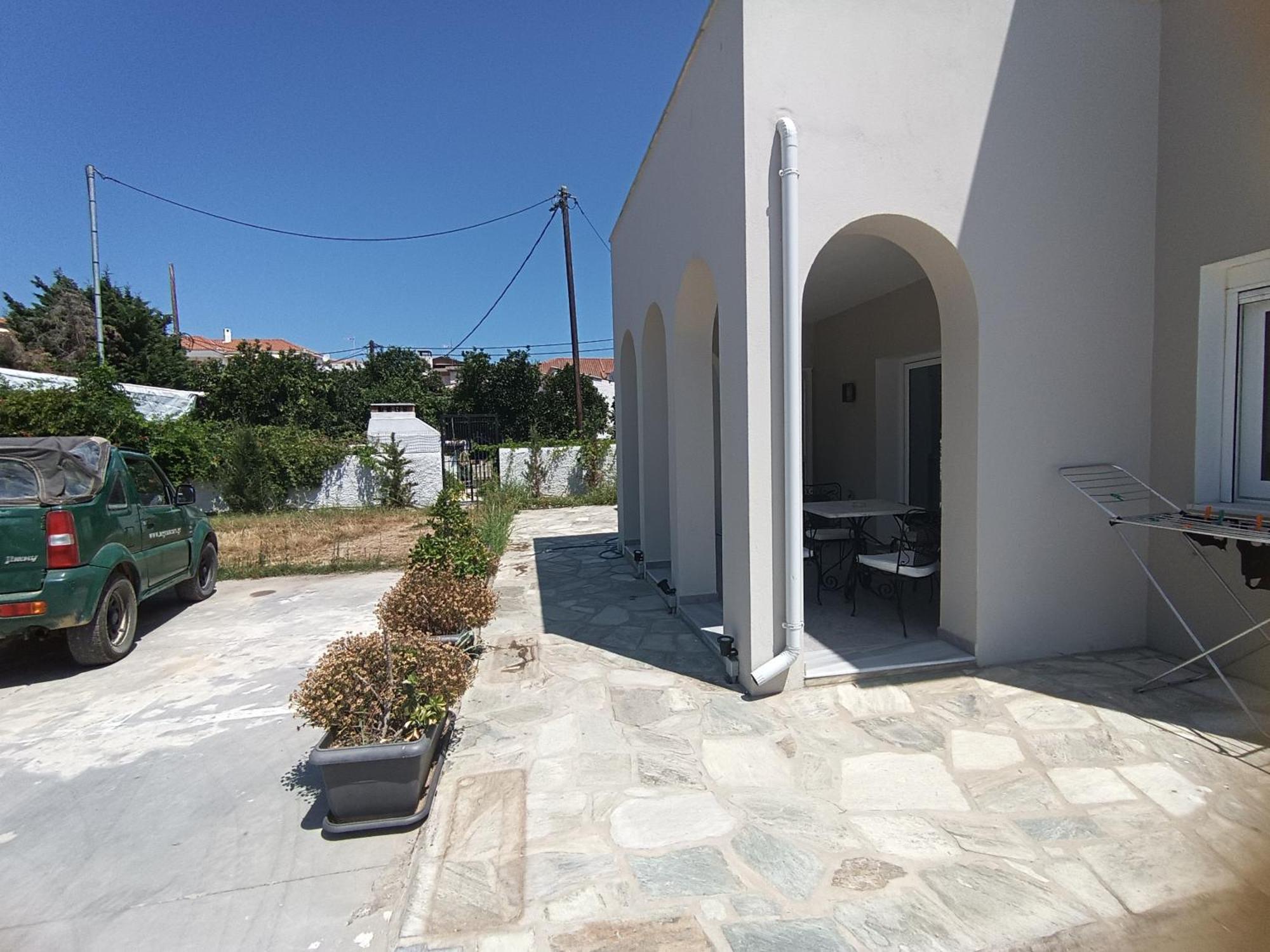 Maya apartments Skiathos Town Bagian luar foto